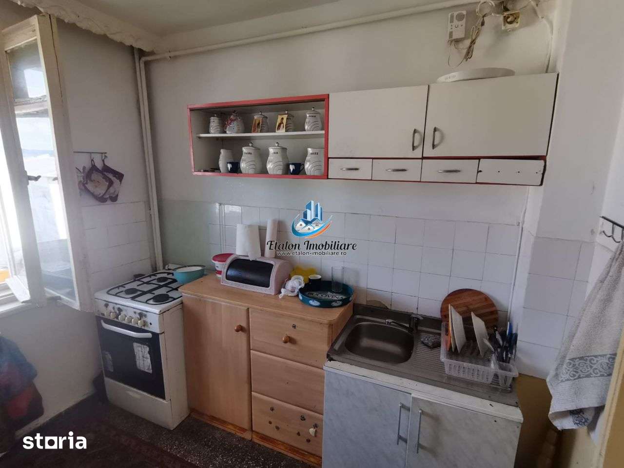 Apartament 3 camere semidecomandat cu 1 baie si 2 balcoane situat la e — fotografia 3