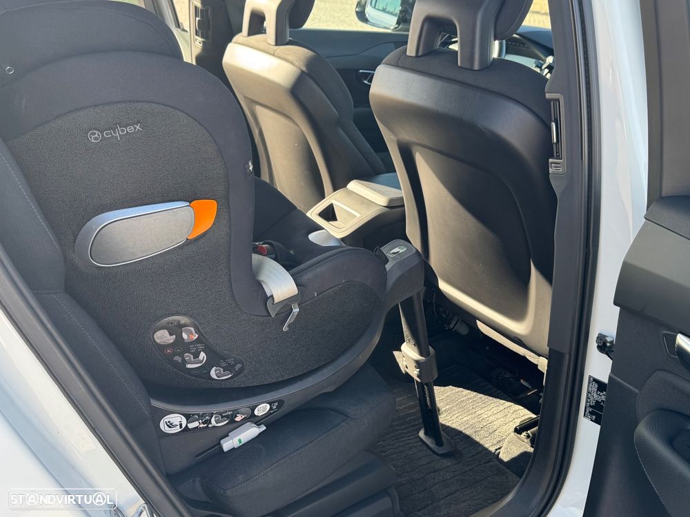 Volvo XC 90 2.0 D4 Momentum - 12