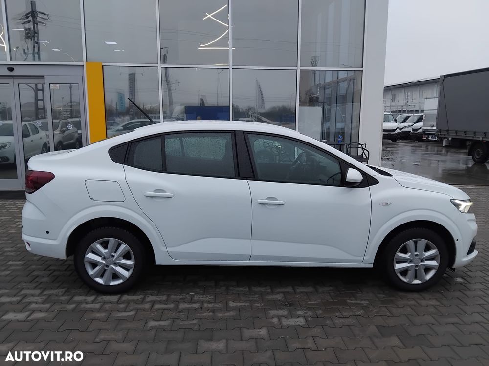 Dacia Logan TCe 90 MT6 Journey - 8