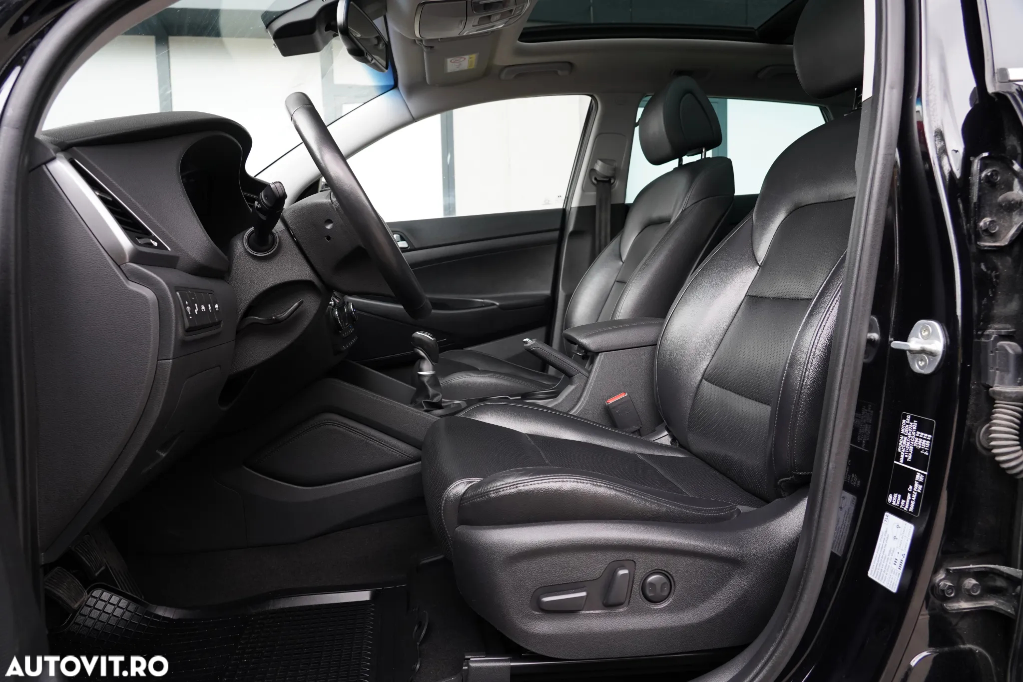 Hyundai Tucson 2.0 CRDI 4WD Style - 16