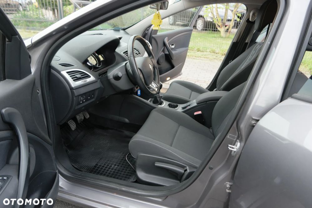 Renault Megane - 18