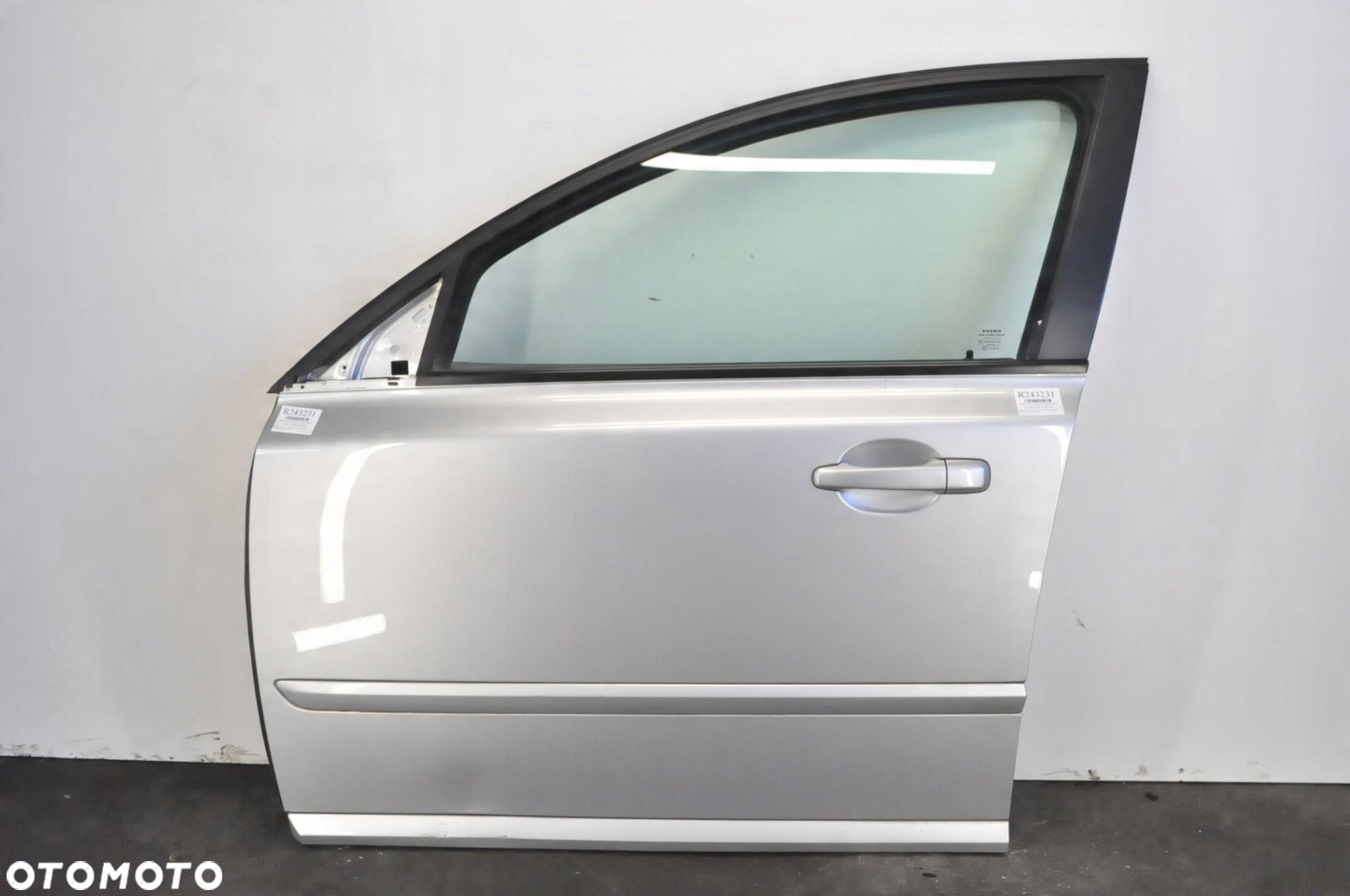 VOLVO S40 II V50 DRZWI LEWY PRZÓD LEWE PRZEDNIE LIFT 426-26 KOMPLETNE - 1