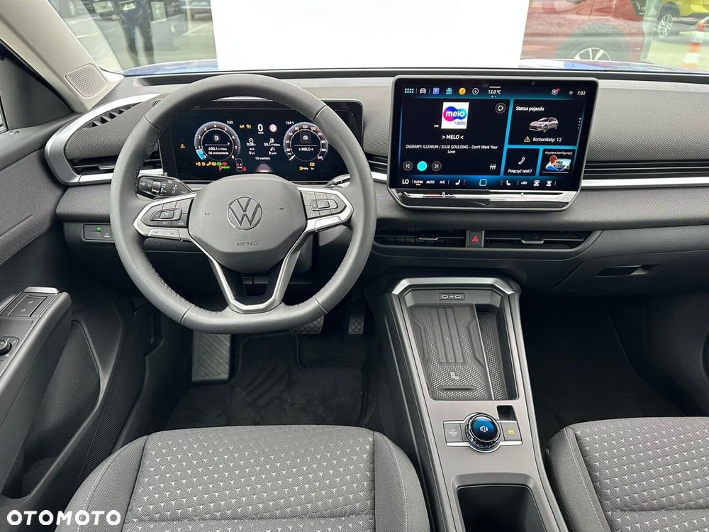 Volkswagen T-Roc - 21