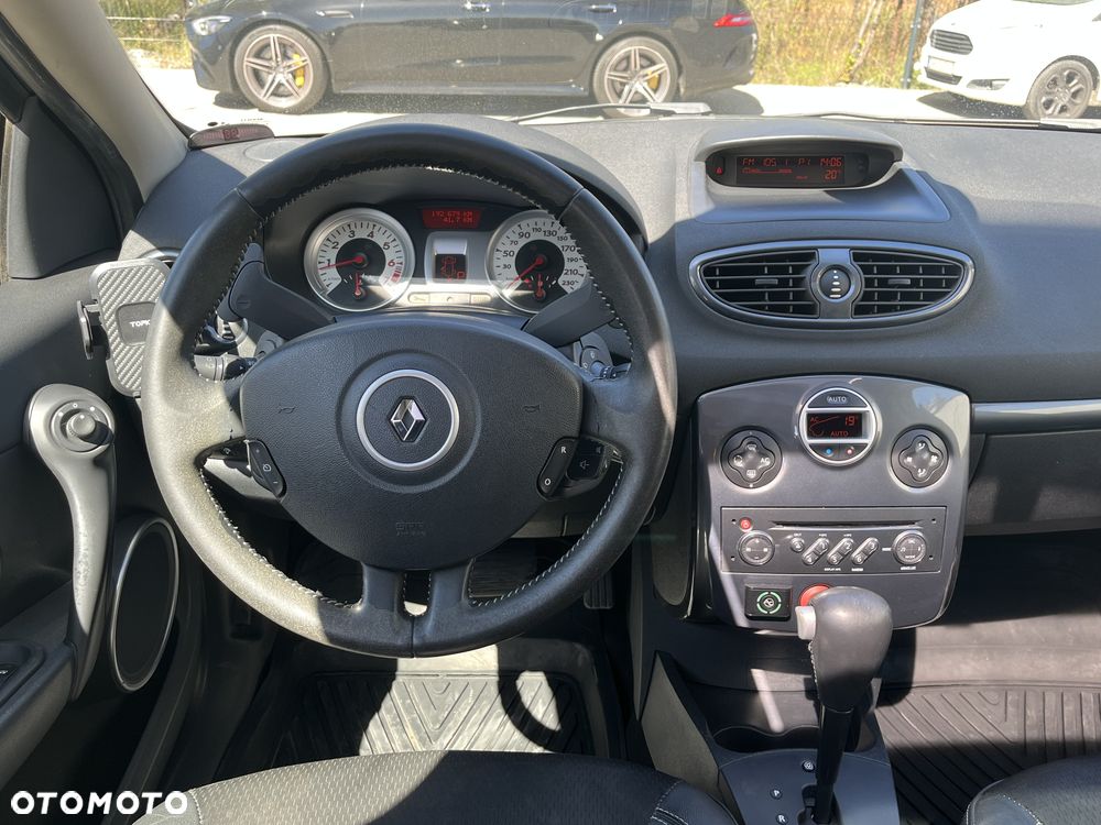 Renault Clio 1.6 16V Night&Day - 5