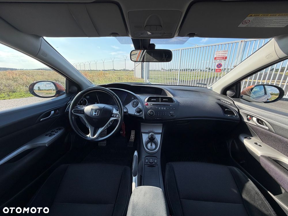 Honda Civic 1.8 TypeS - 8