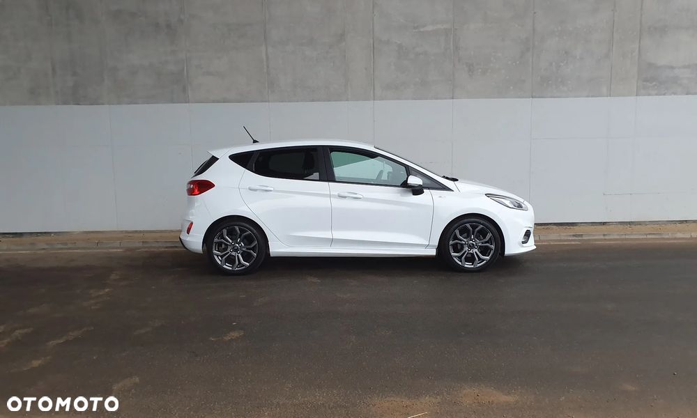 Ford Fiesta - 8