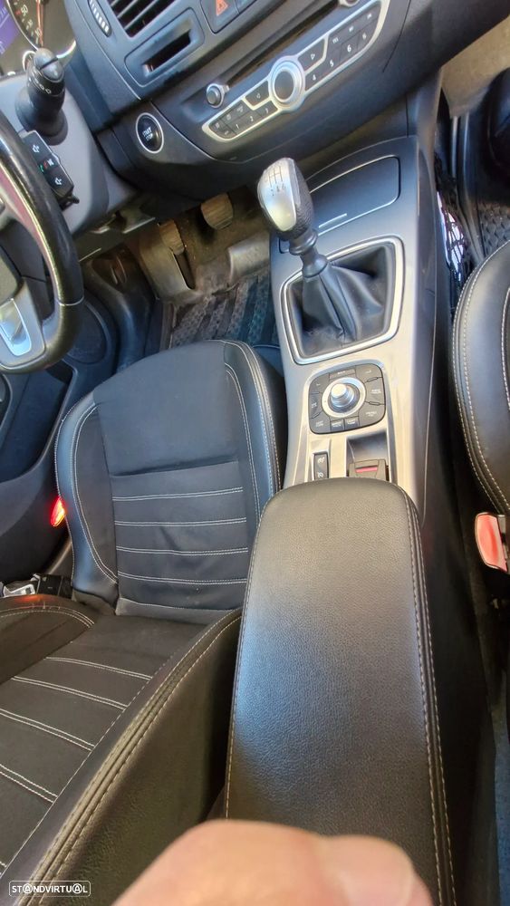 Renault Laguna Break 1.5 dCi Dynamique S - 7