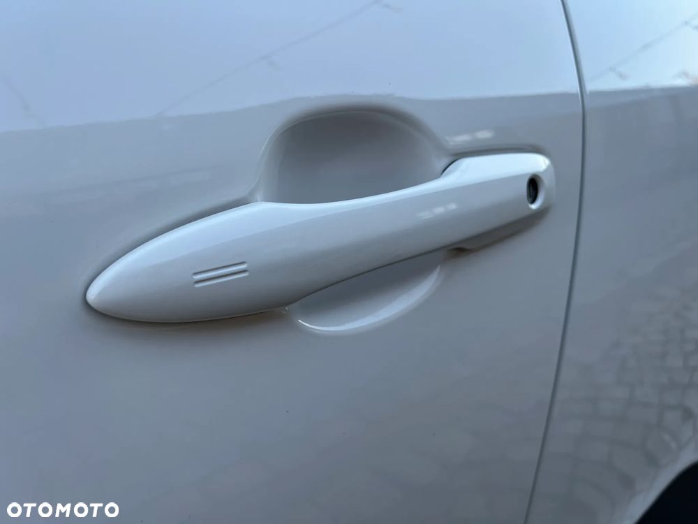 Toyota Yaris Cross 116 1.5 VVT-i Comfort - 24