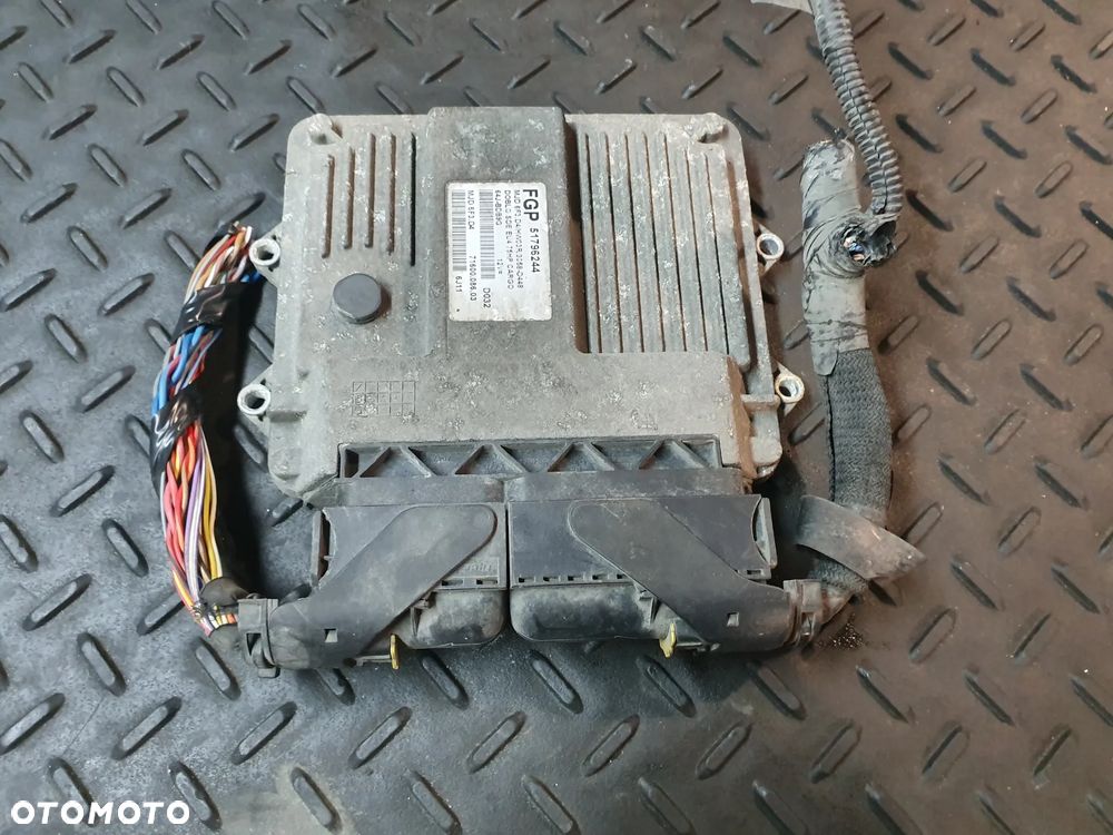 FIAT DOBLO 1.3D 75KM STEROWNIK SILNIKA KOMPUTER 51796244 + WTYCZKI INSTALACJA - 2