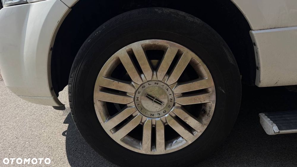 Lincoln Navigator 5.4 4x2 - 15