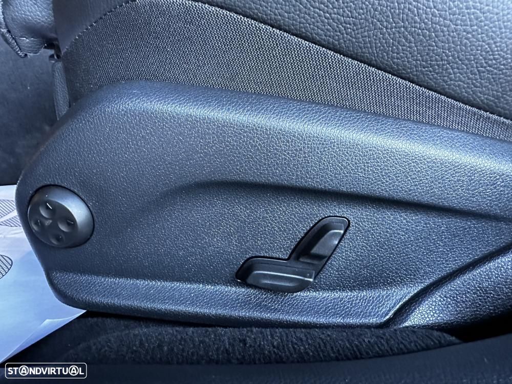 Mercedes-Benz E 300 de AMG Line - 23