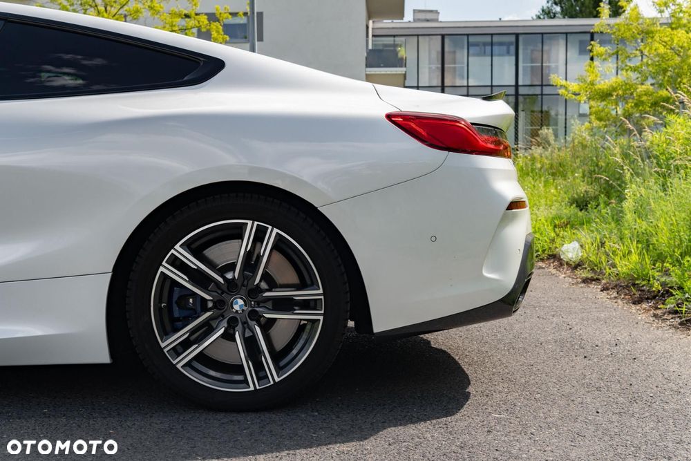 BMW Seria 8 840i xDrive - 40