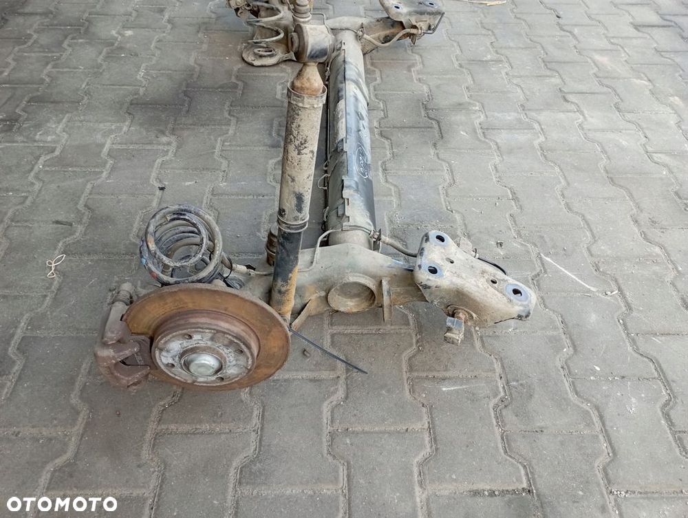 PEUGEOT 2008 1.6 BLUE HDI ZAWIESZENIE BELKA TYŁ TYLNE - 2