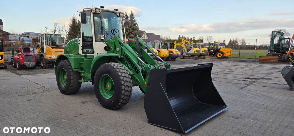 Liebherr <<Liebherr L514, 2012 rok, nowa łyżka ,szybkozłącze, historia serwisowa!>> - 7