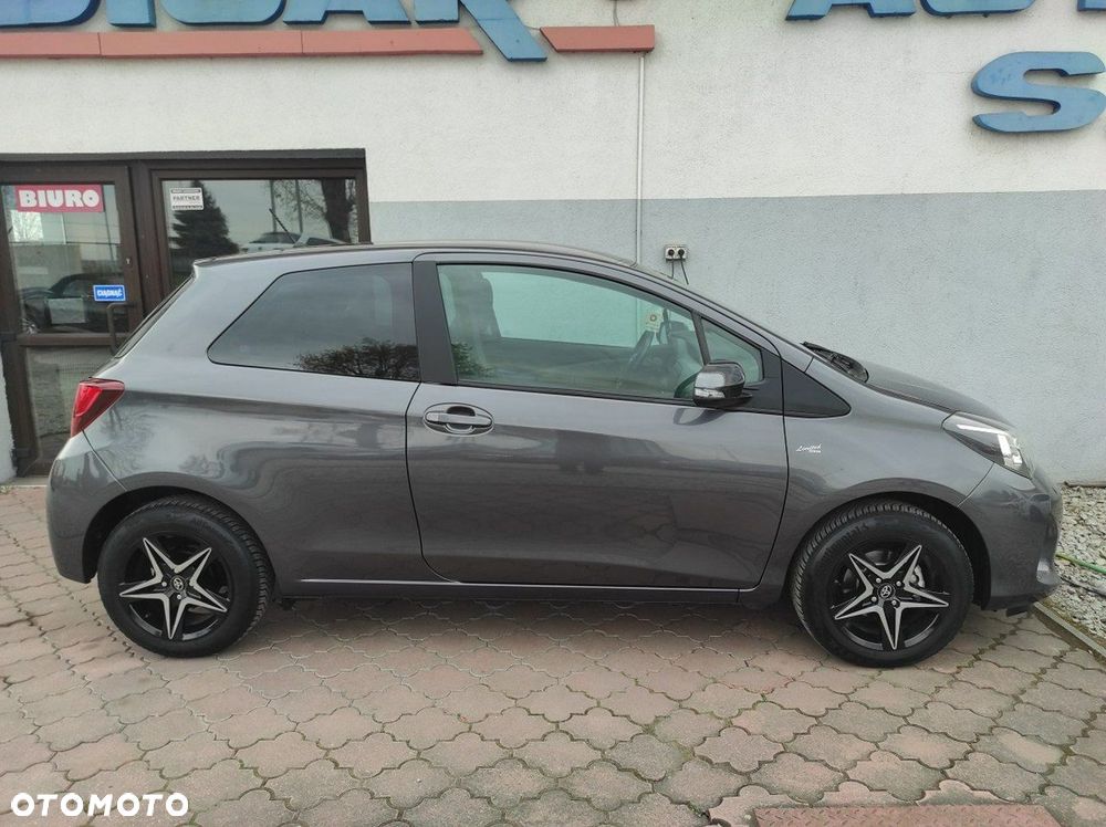 Toyota Yaris - 7