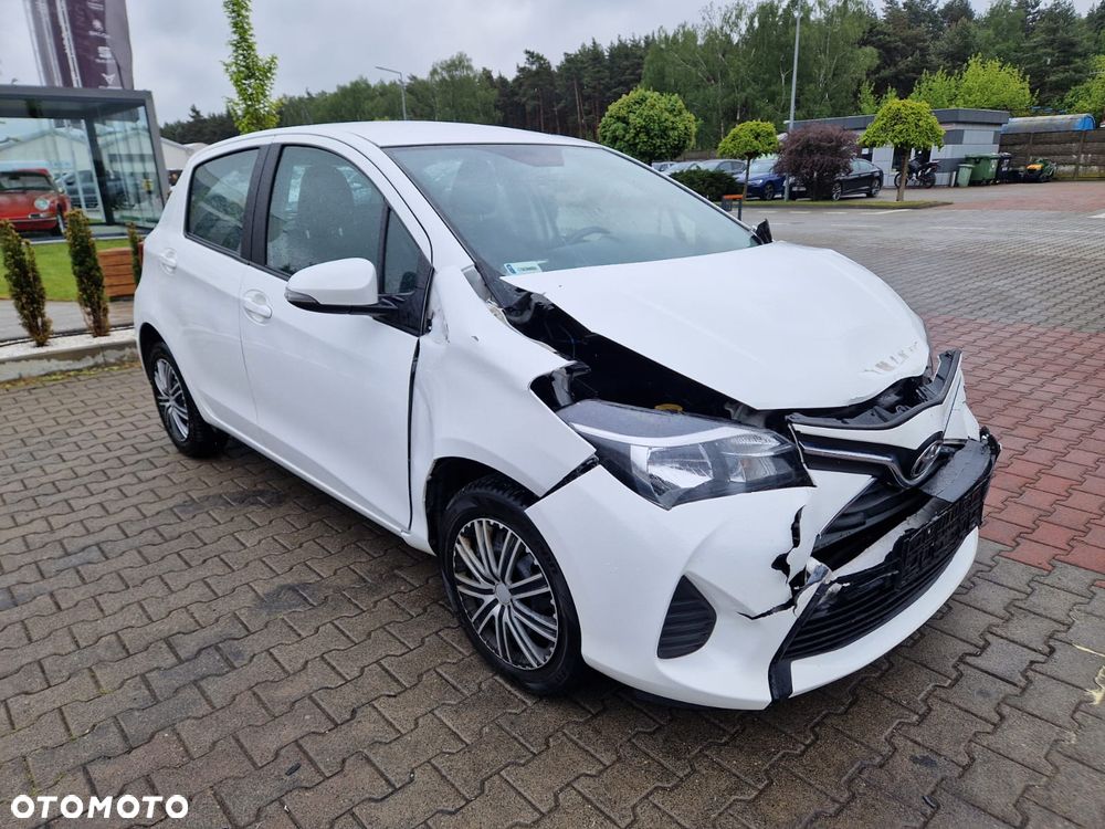 Toyota Yaris 1.0 Active EU6 - 6