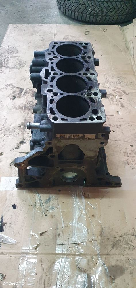 Silnik blok silnika słupek dół VW Audi Skoda Seat 2.0 TDI BMN 03G021AC - 4