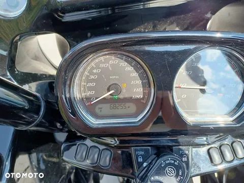 Harley-Davidson Touring Road Glide - 10