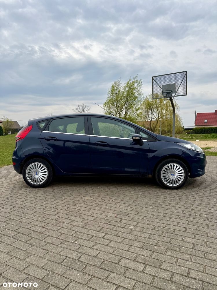 Ford Fiesta - 7