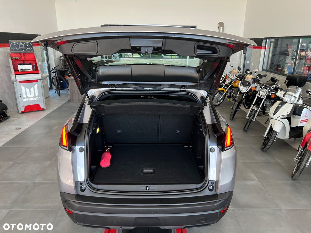Peugeot 3008 1.5 BlueHDi Active Pack S&S EAT8 - 25