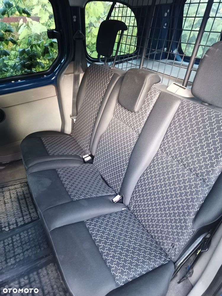 Renault Kangoo 1.6 8V Helios - 4