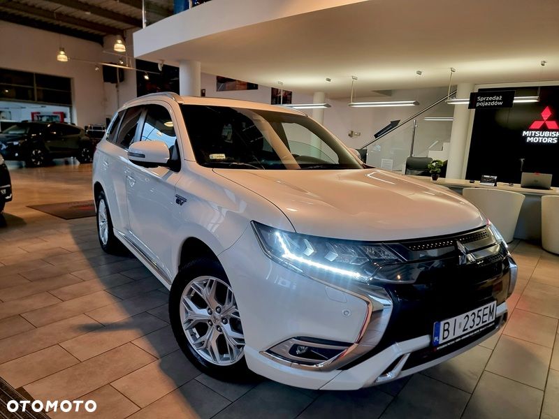 Mitsubishi Outlander Instyle + - 4