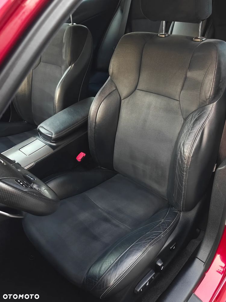 Lexus IS 250 F Sport - 33