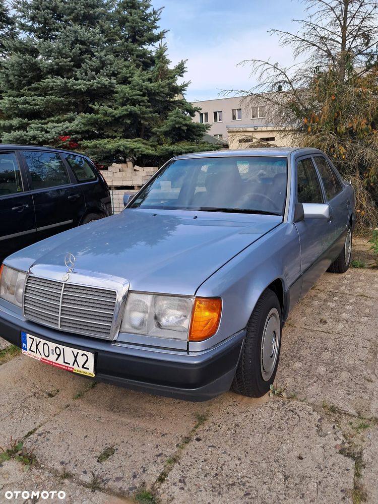 Mercedes-Benz W124 (1984-1993) - 1