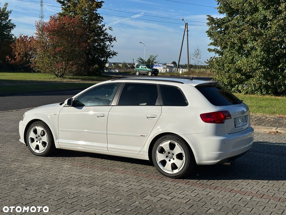 Audi A3 Sportback - 10