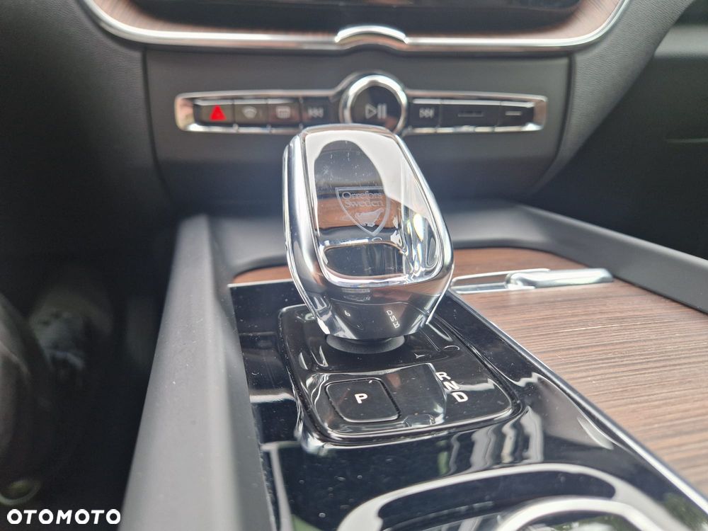 Volvo XC 60 B4 B Geartronic Inscription - 26