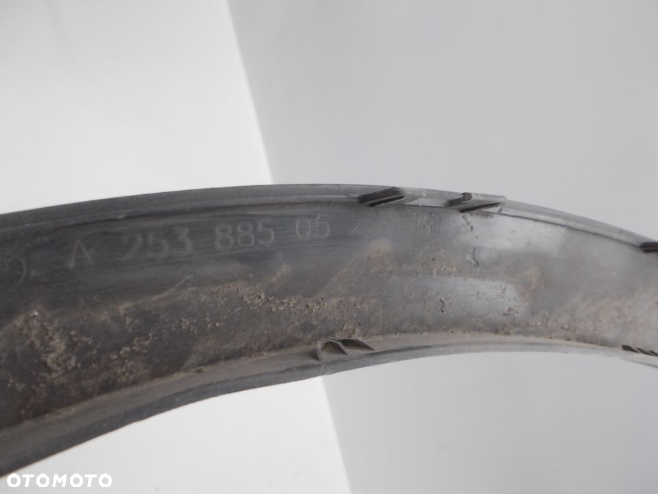 błotnik przód lewy listwa błotnika MERCEDES GLC A2538810143 listwa błotnika - 2