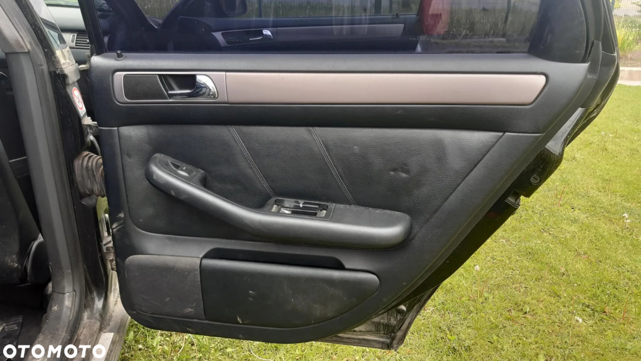 KPL.FOTELE,BOCZKI CZARNA SKÓRA -AUDI A6/ C5 AVANT/ EUROPA - 11