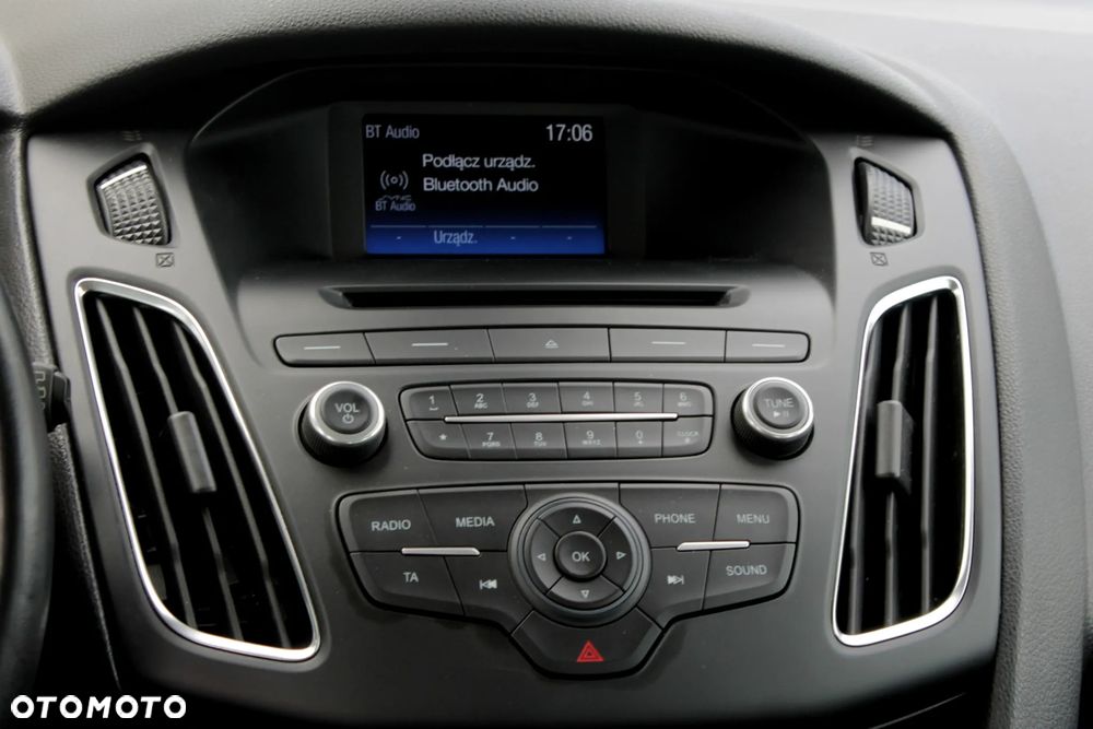Ford Focus - 16