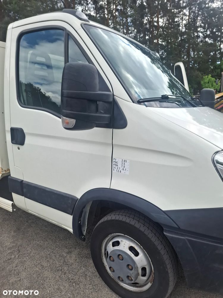 Iveco 35C13 - 17