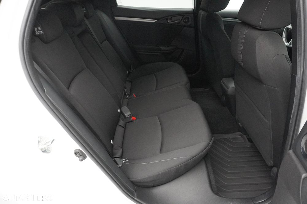 Honda Civic 1.5 VTEC Turbo CVT Sport - 11