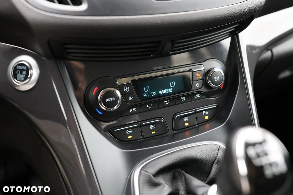 Ford Kuga - 18