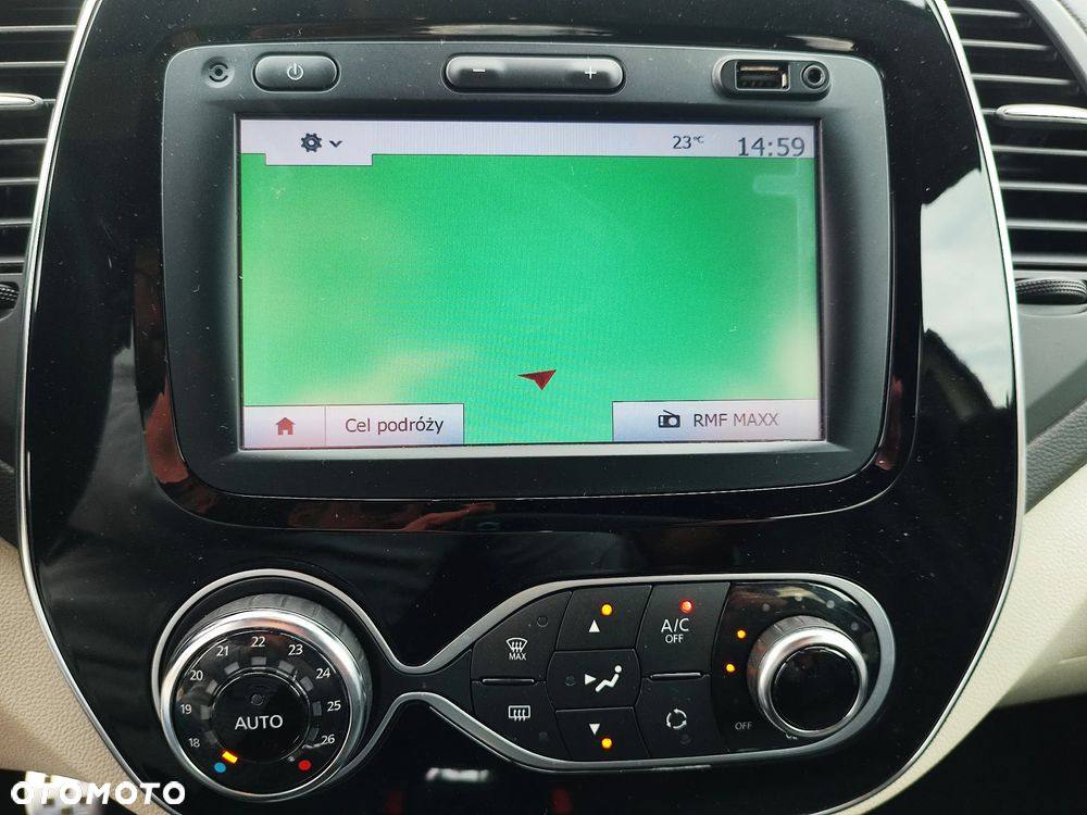 Renault Captur - 26