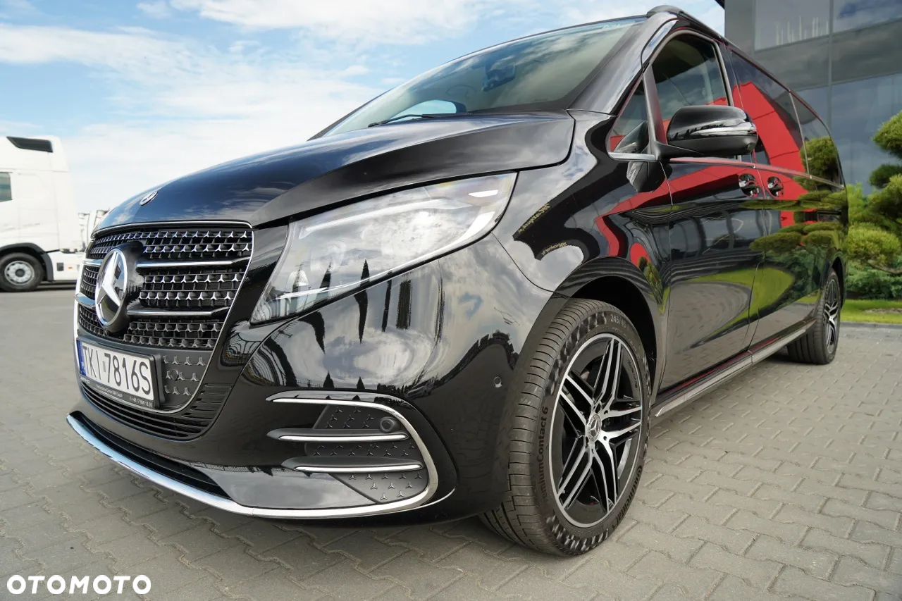 Mercedes-Benz Klasa V - 9