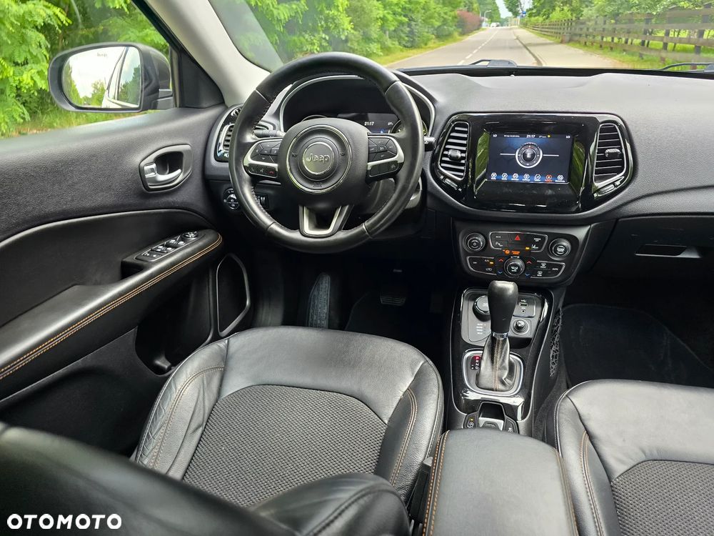 Jeep Compass 2.0 MJD Limited 4WD S&S - 26
