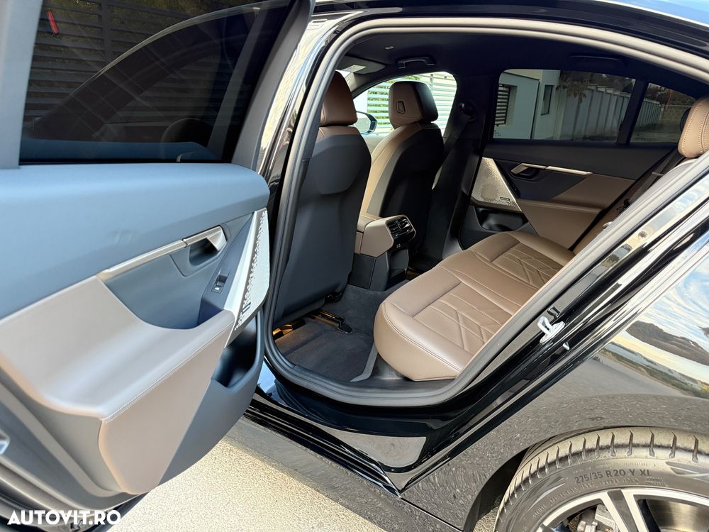 BMW Seria 5 540d xDrive AT MHEV - 17