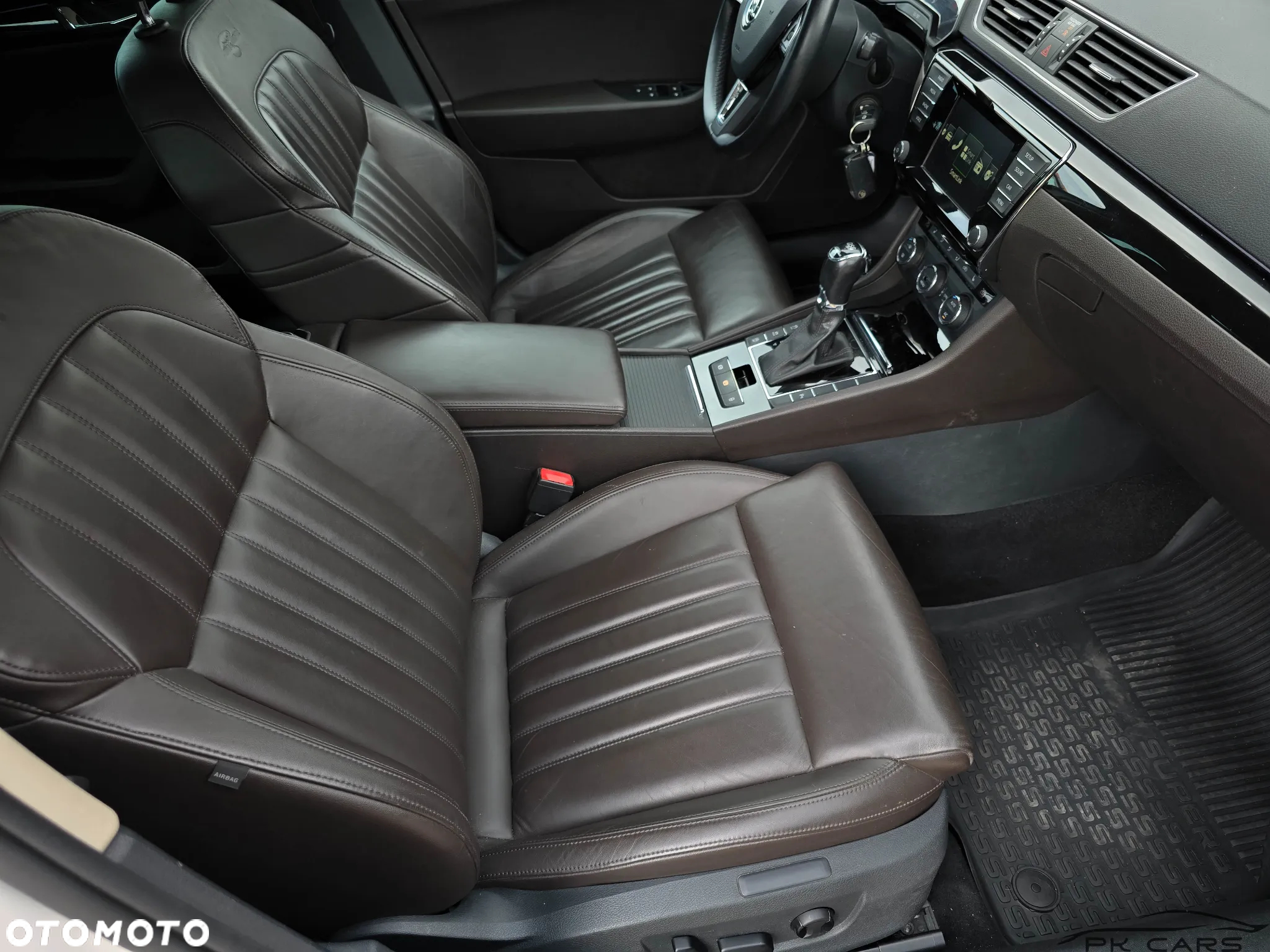 Skoda Superb Combi 2.0 TDI 4x4 DSG L&K - 37