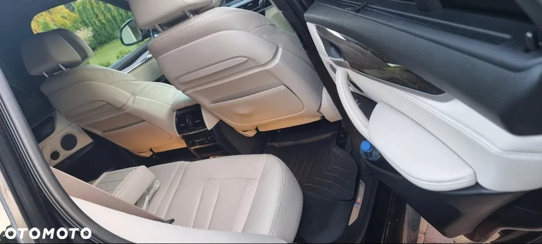 BMW X5 xDrive50e - 16