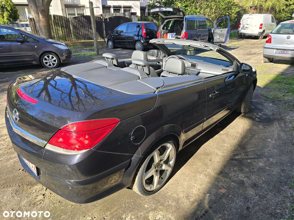 Opel Astra 1.8 - 7