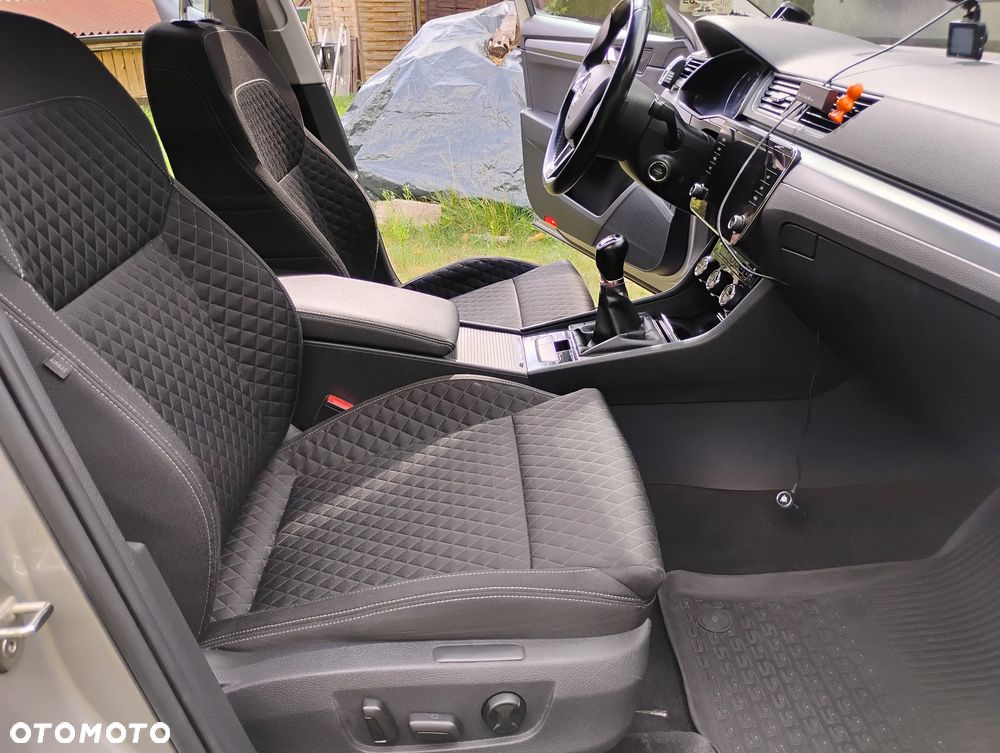 Skoda Superb 2.0 TDI Ambition - 15