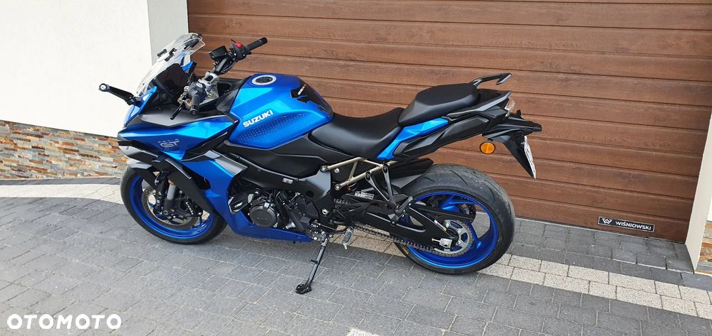 Suzuki GSX 1000 - 3