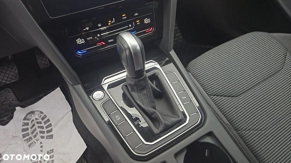 Volkswagen Arteon 2.0 TSI Essence DSG - 15