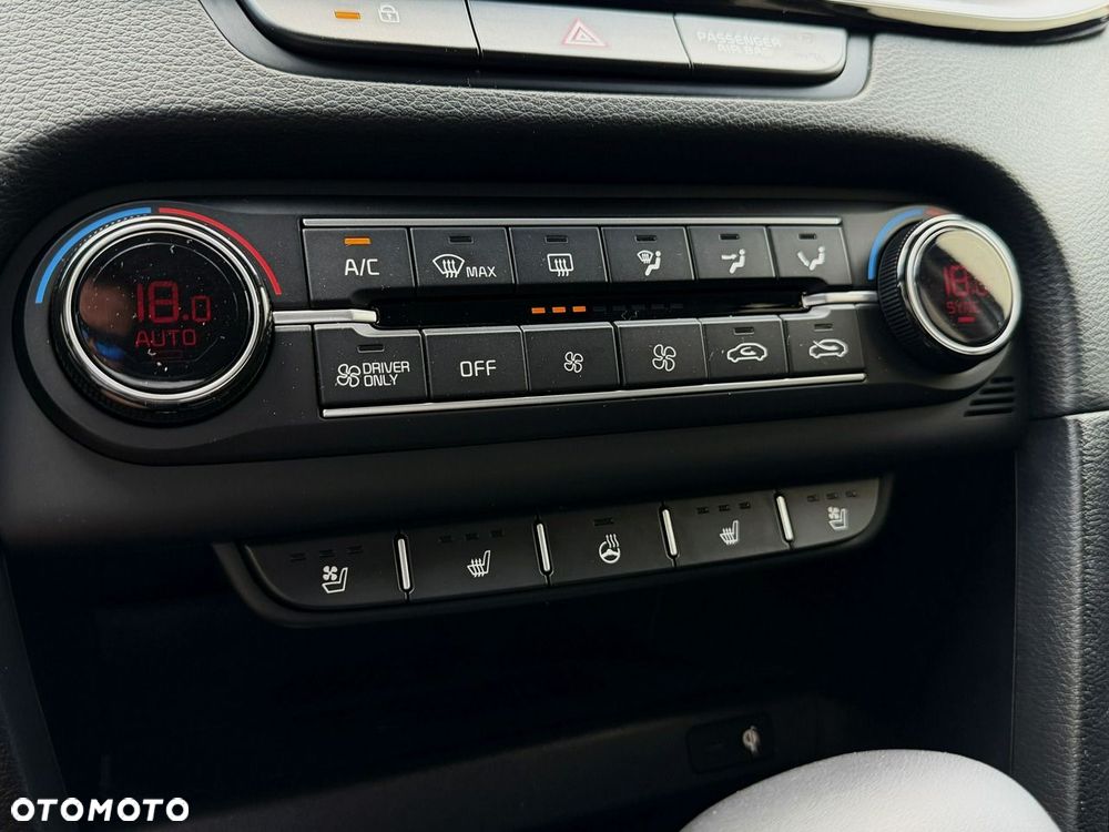 Kia Ceed 1.6 GDI PHEV Business Line DCT - 19