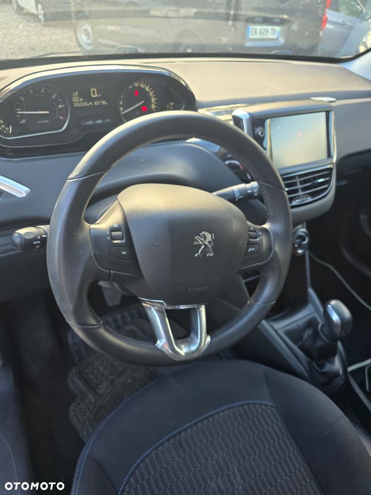 Peugeot 208 1.2 PureTech Access - 18