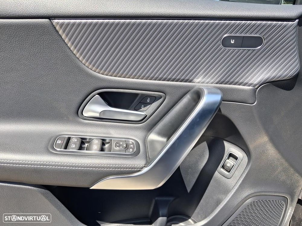 Mercedes-Benz A 250 e - 9