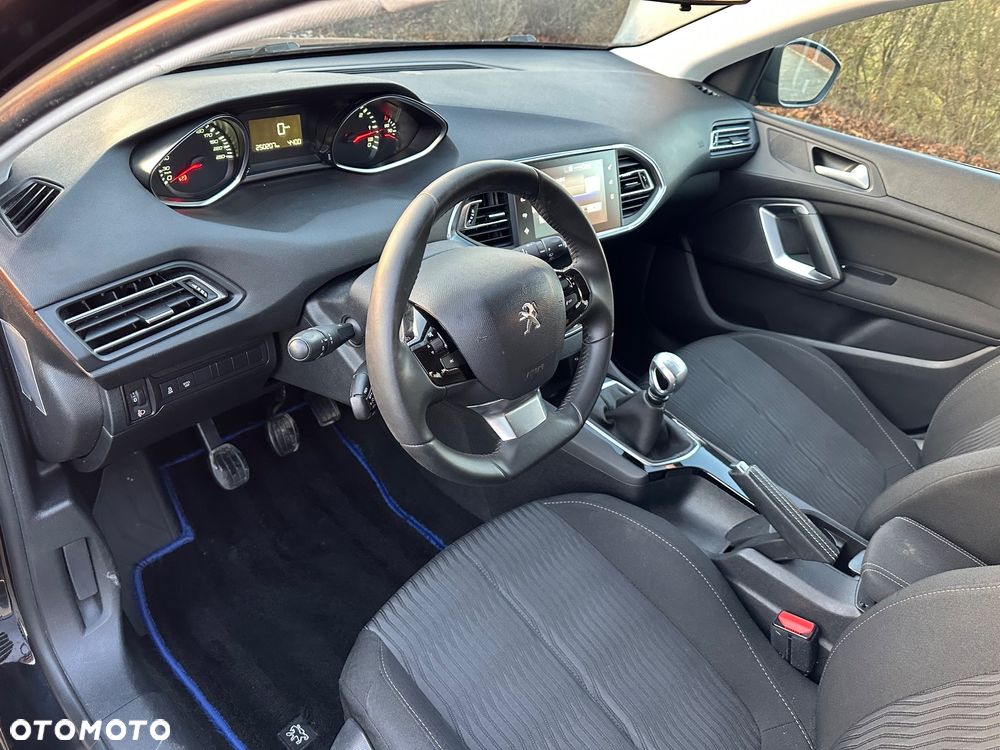 Peugeot 308 BlueHDi 120 Stop & Start Allure - 6